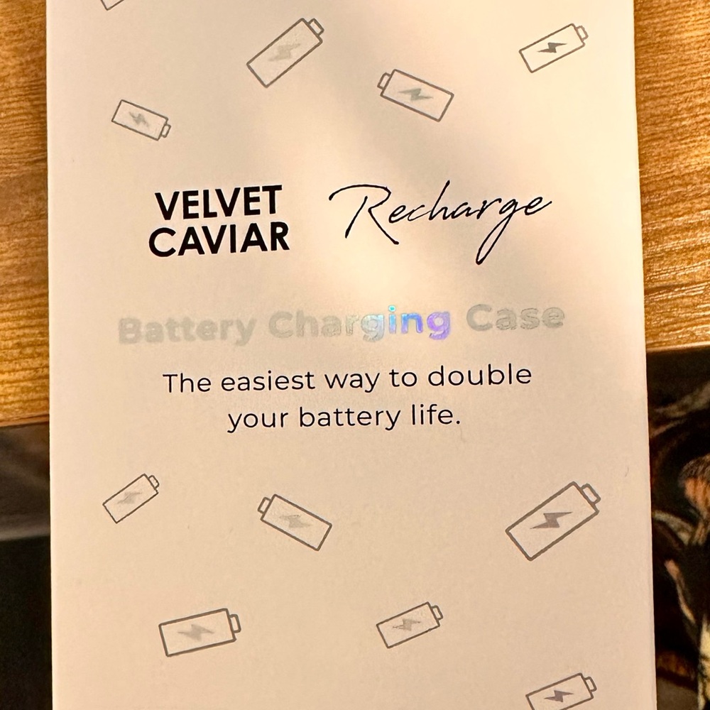 Velvet Caviar Recharge Battery Charging Case